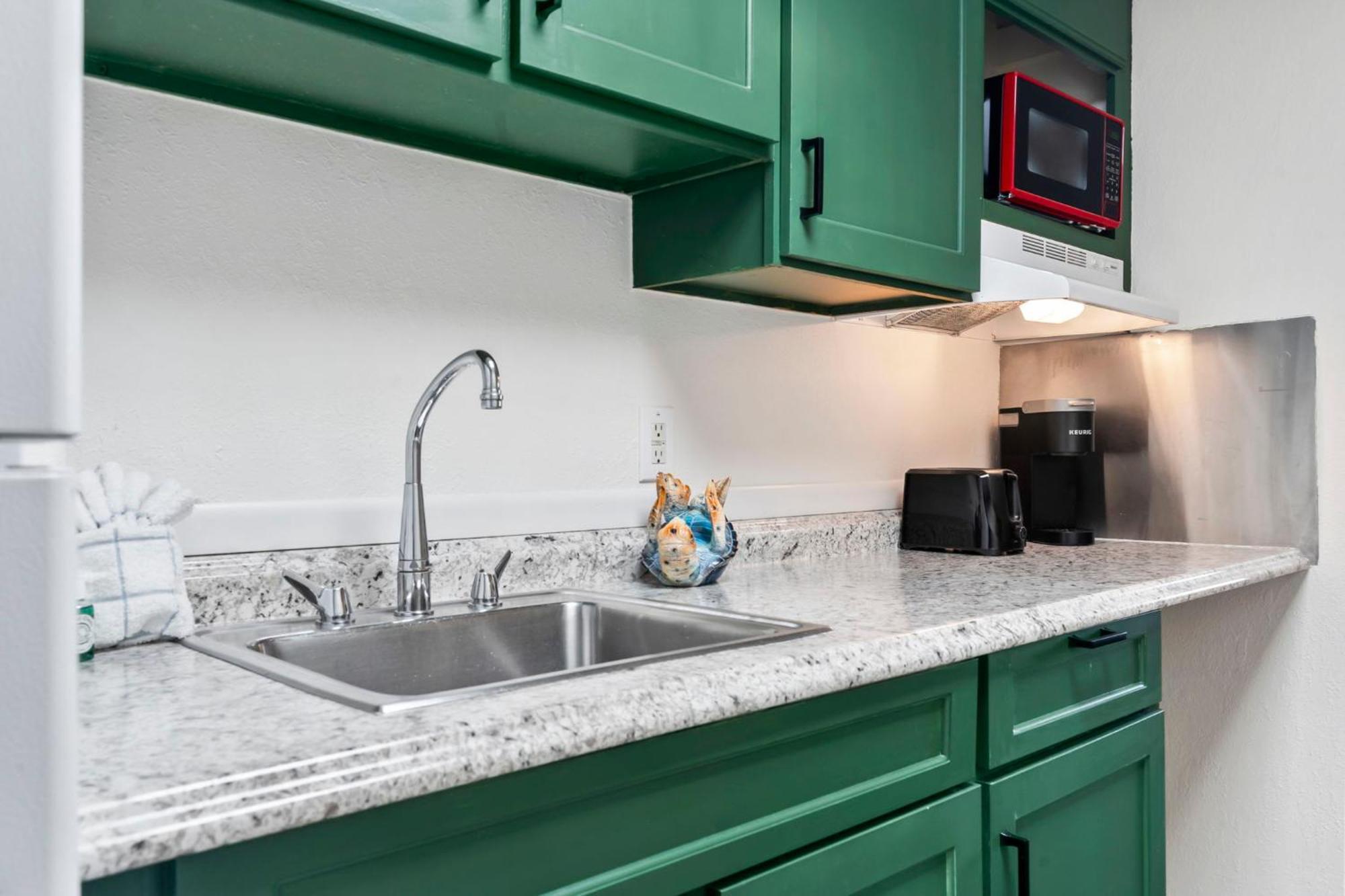 Recently Remodeled Double Queen Condo- Oceanfront Views! Boardwalk 135 미를 비치 외부 사진