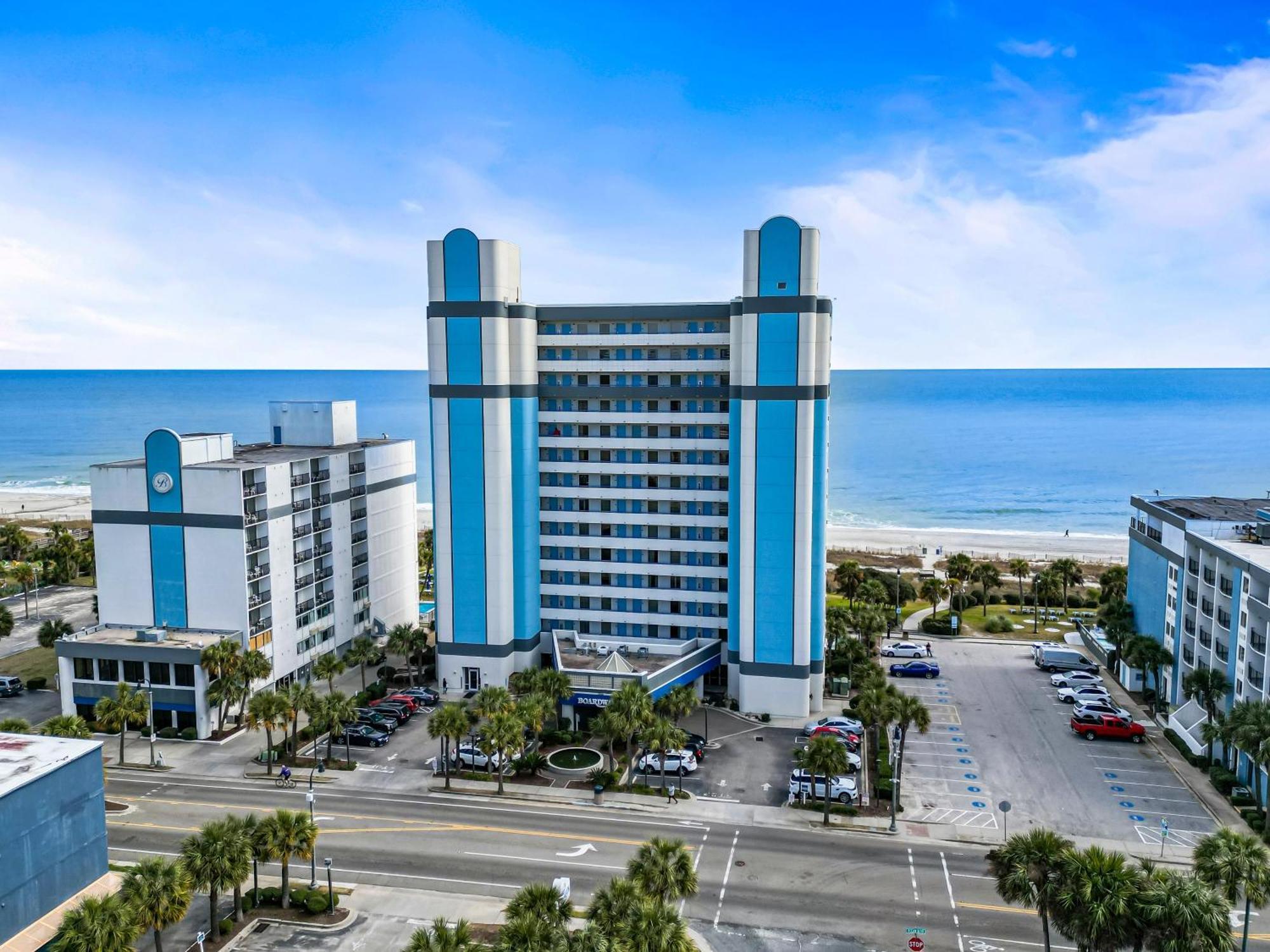 Recently Remodeled Double Queen Condo- Oceanfront Views! Boardwalk 135 미를 비치 외부 사진